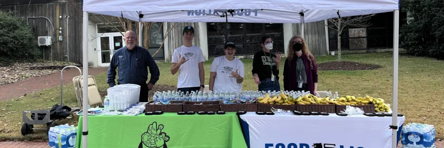 Jamil Niner Pantry students tabling.