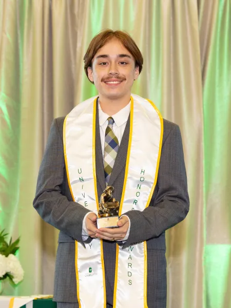 Mark Mistretta with award