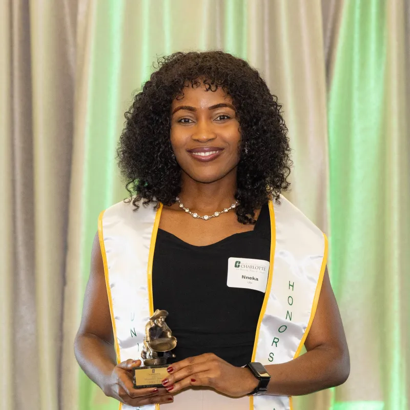 Nneka Ubi with award